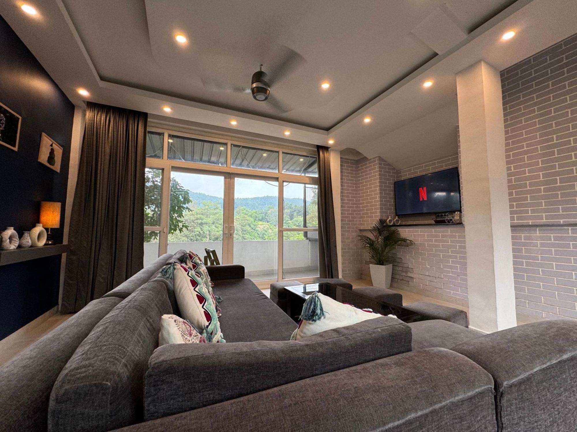Saraiville- Luxury Riverside Cottages 德拉敦 外观 照片